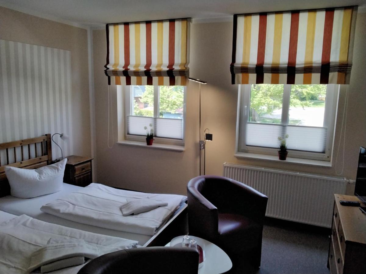 Hotel Am Weinbergschloss Waren  Dış mekan fotoğraf