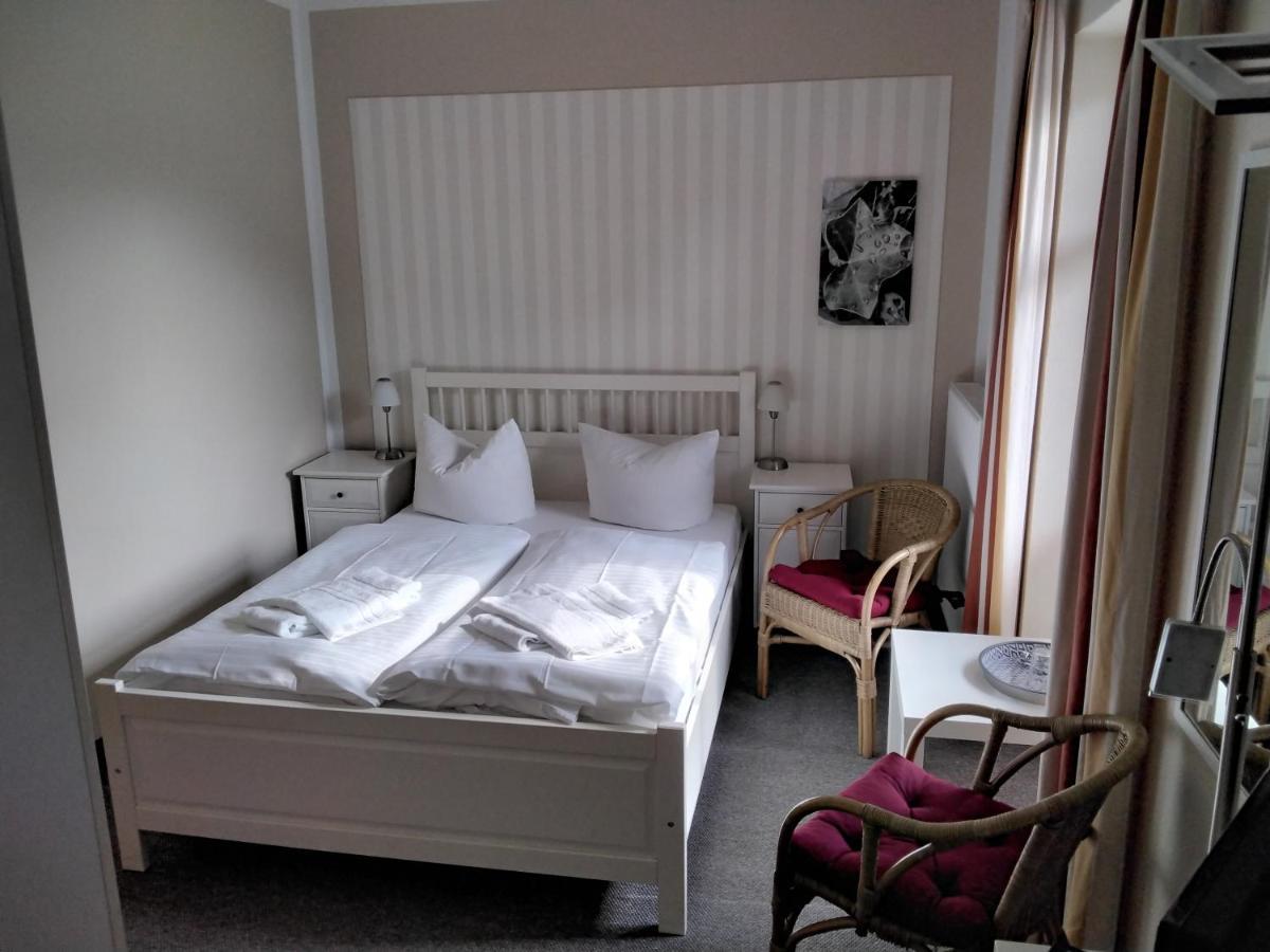 Hotel Am Weinbergschloss Waren  Dış mekan fotoğraf