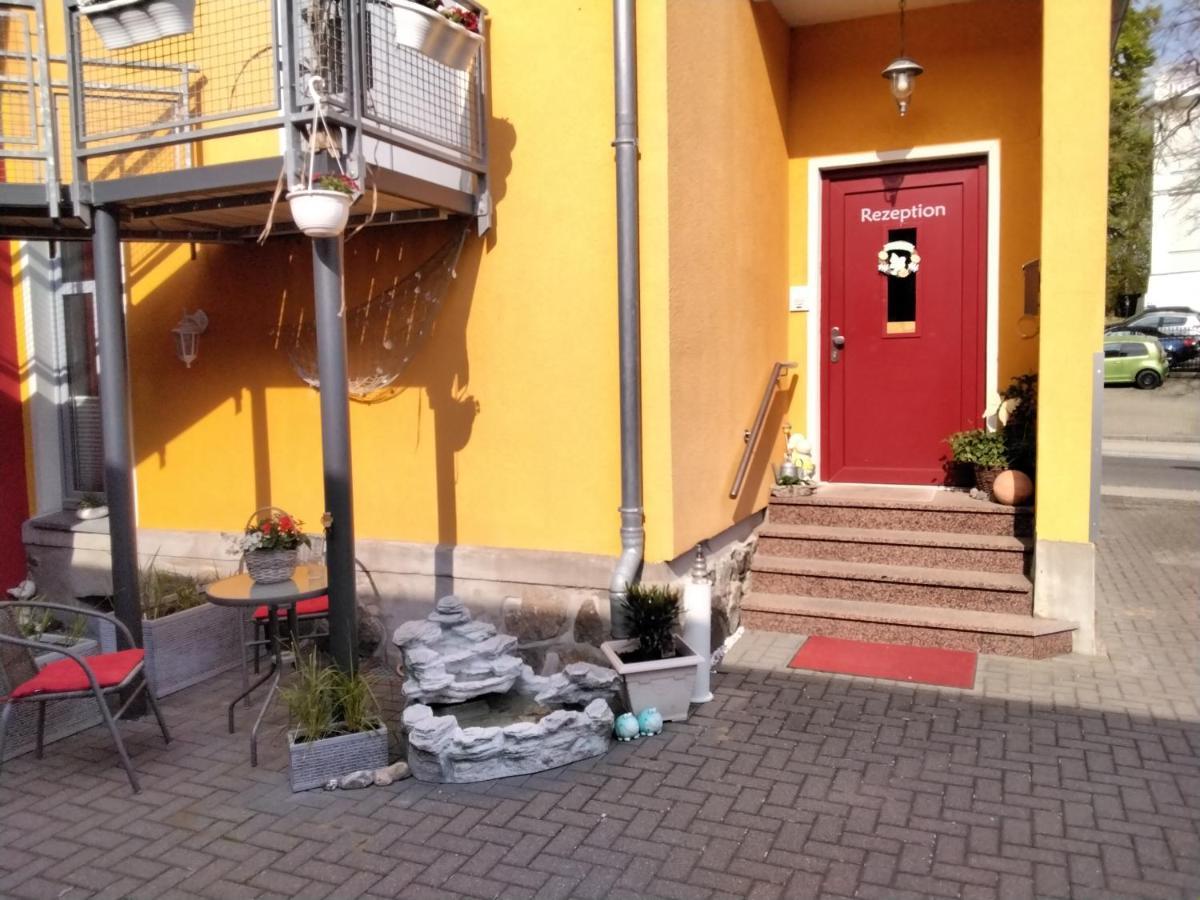 Hotel Am Weinbergschloss Waren  Dış mekan fotoğraf