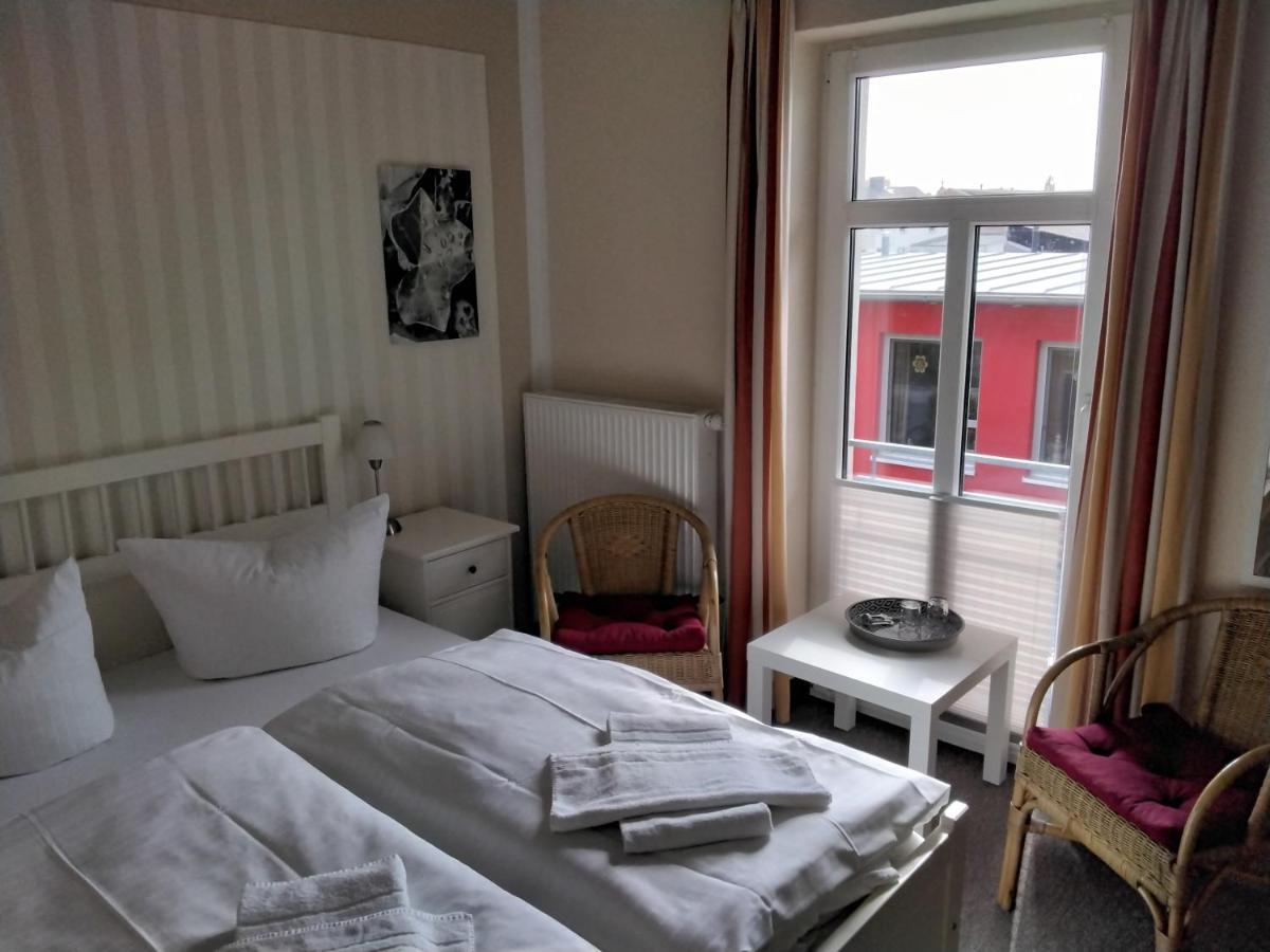 Hotel Am Weinbergschloss Waren  Dış mekan fotoğraf