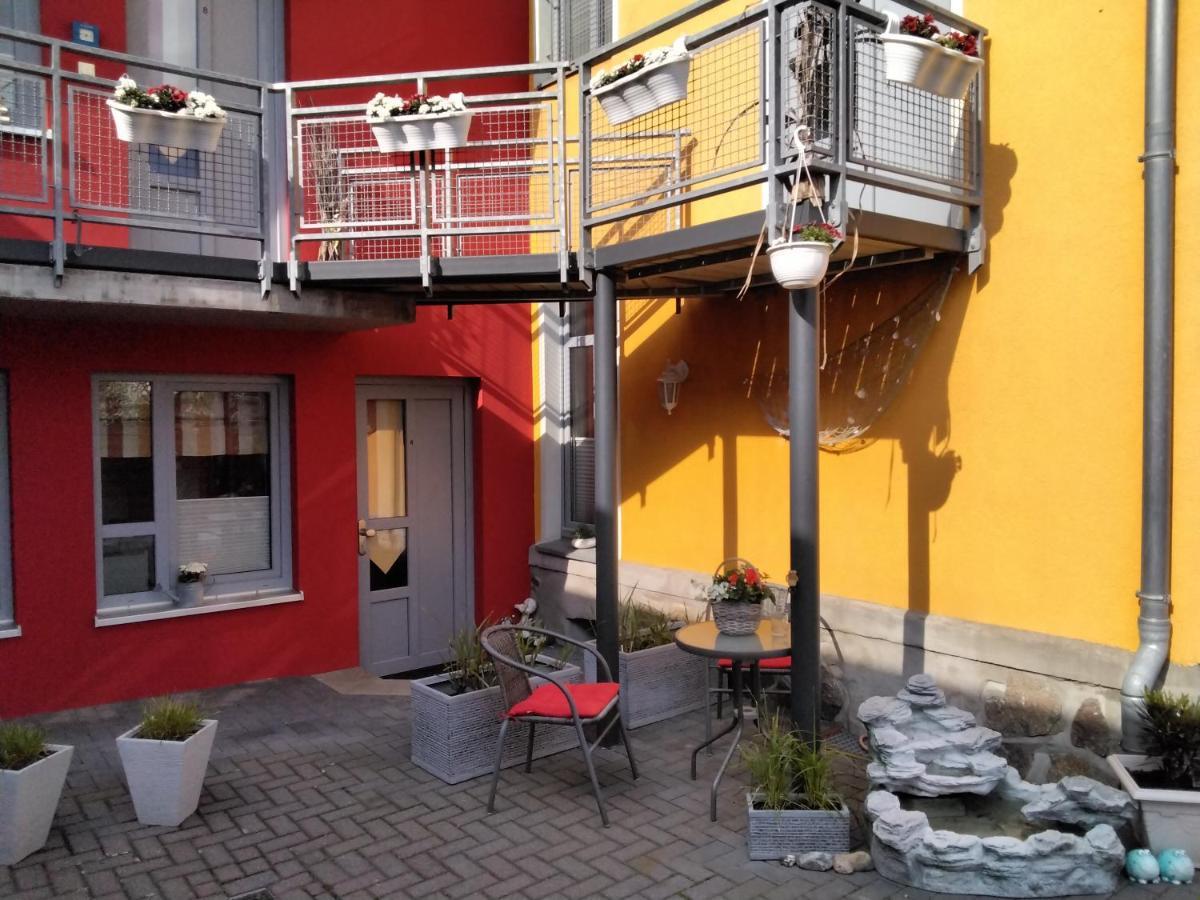 Hotel Am Weinbergschloss Waren  Dış mekan fotoğraf